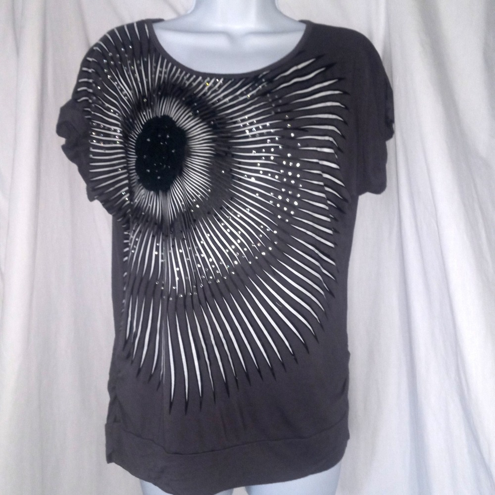 Glammi Graphic Tee Top Sparkle‎ Embellished Short Sleeve Casual Gray Size M